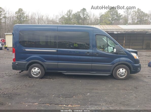 1FDAX9CG4MKA42237 2021 FORD PASSENGER Blue Вид задньої частини салону