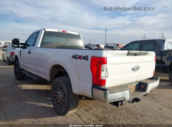 1FDBF2B68JEC12391 2018 FORD F-250 Белый Задняя левая четверть