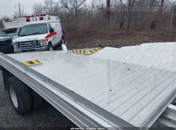 1FDBF6Z89RKA07836 2024 FORD TRANSIT-350 Белый Вид задних сидений