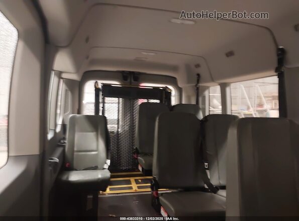 1FDZX2CMXKKB87084 2019 FORD TRANSIT-350 Белый Вид наклейки с VIN-кодом