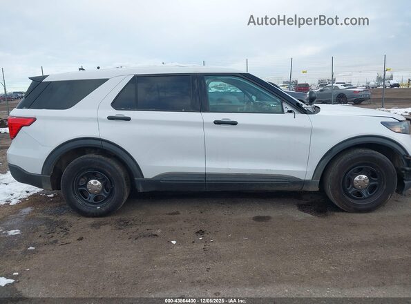 1FM5K8AB0LGA71687 2020 FORD POLICE INTERCEPTOR White Widok wnętrza z tyłu