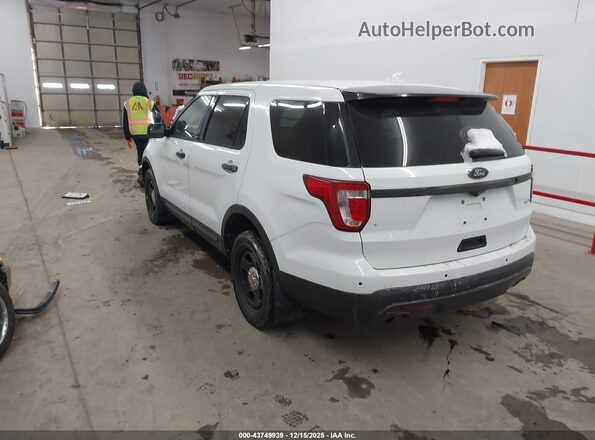 1FM5K8AR9GGA37332 2016 FORD UTILITY POLICE INTERCEPTOR Черный Задняя левая четверть