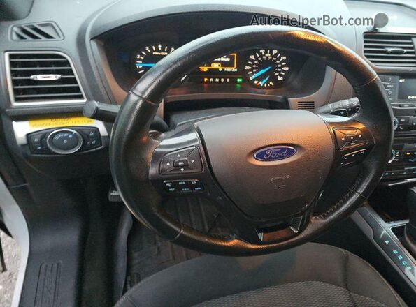 1FM5K8D81HGD46698 2017 FORD FORD EXPLORER  Trasero derecho