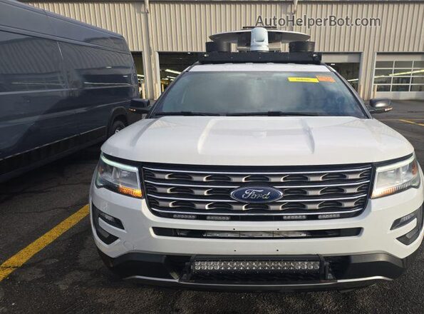 1FM5K8D81HGD46698 2017 FORD FORD EXPLORER  Vista del salpicadero