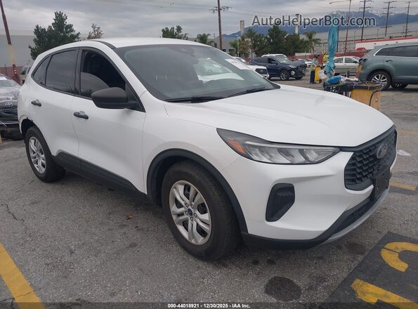 1FMCU0FN1PUB03141 2023 FORD ESCAPE Белый Передняя правая четверть