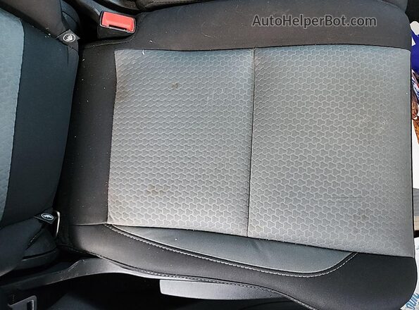 1FMCU0GD4JUC16594 2018 FORD ESCAPE Золотой Вид задних сидений