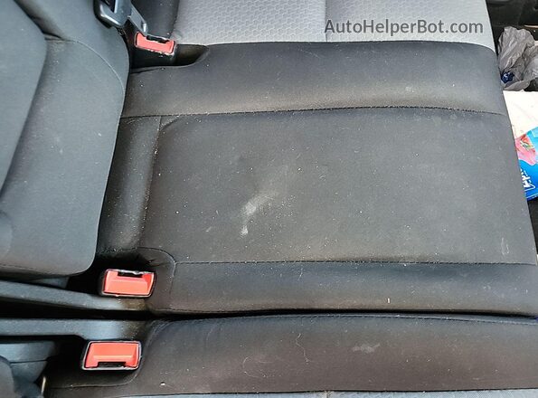 1FMCU0GD4JUC16594 2018 FORD ESCAPE Золотой Вид сзади