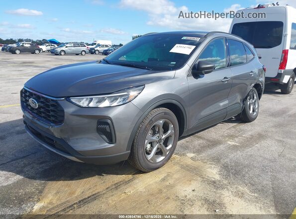 1FMCU0MN2TUA09699 2026 FORD ESCAPE Серый Передняя левая четверть