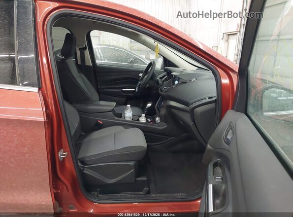 1FMCU9GD3KUB27802 2019 FORD ESCAPE Orange Widok wnętrza z przodu