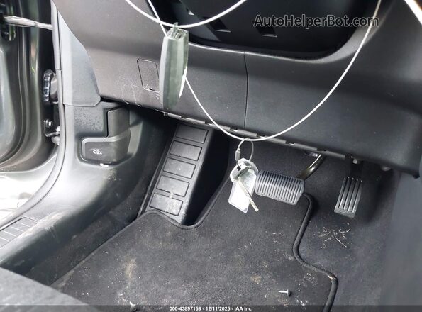 1FMCU9MN2TUA09948 2026 FORD ESCAPE Серый Вид панели приборов