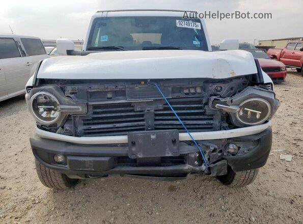 1FMEE5DP5PLB17492 2023 FORD BRONCO Белый Вид спереди
