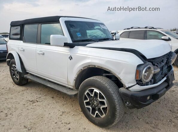 1FMEE5DP5PLB17492 2023 FORD BRONCO Белый Передняя правая четверть