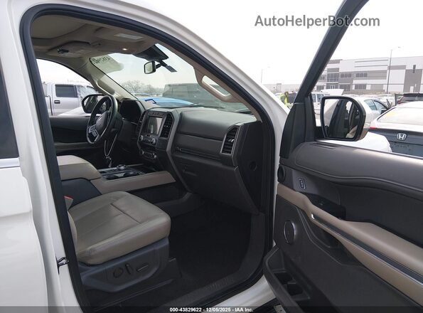 1FMJK1HT5MEA76224 2021 FORD EXPEDITION Белый Вид салона спереди
