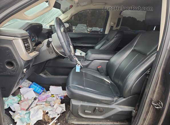 1FMJU1HT7NEA35895 2022 FORD EXPEDITION Черный Вид салона спереди