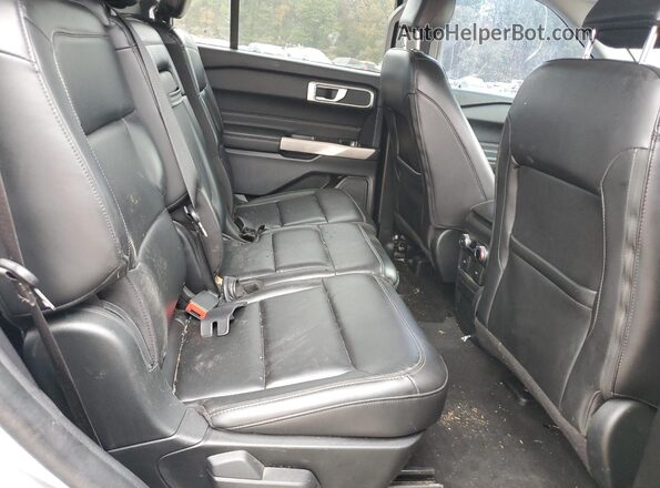 1FMSK7DH1PGA08228 2023 FORD FORD EXPLORER Серебряный Вид задней части салона