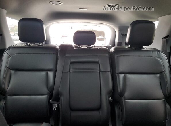 1FMSK7DH1PGA08228 2023 FORD FORD EXPLORER Серебряный Вид задних сидений