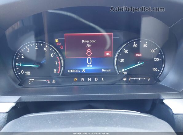 1FMSK7DH3RGA84441 2024 FORD FORD EXPLORER Black Widok tylnych siedzeń