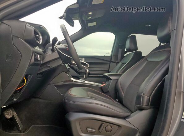 1FMSK7KH2RGA72655 2024 FORD FORD EXPLORER Gray Vista interior delantera
