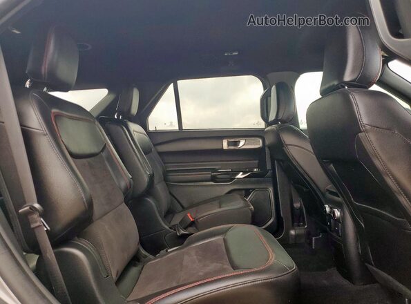 1FMSK7KH2RGA72655 2024 FORD FORD EXPLORER Gray Vista interior trasera
