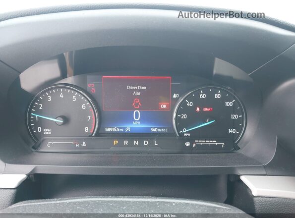 1FMSK8DH3RGA24682 2024 FORD FORD EXPLORER Blue Widok tylnych siedzeń