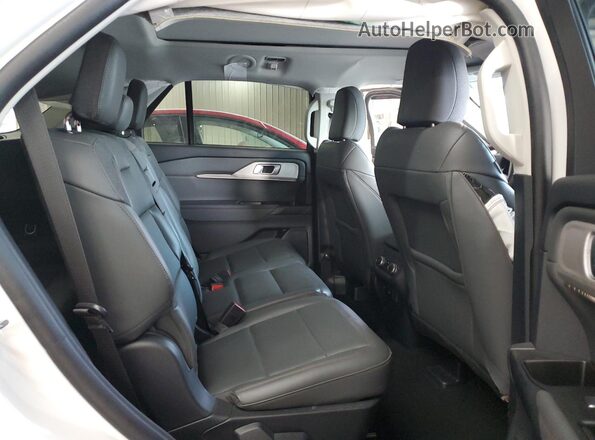 1FMUK8DH4SGA23796 2025 FORD FORD EXPLORER Белый Вид задней части салона