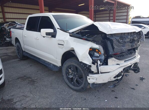 1FT6W1EV2NWG03216 2022 FORD F-150 LIGHTNING Белый Передняя правая четверть