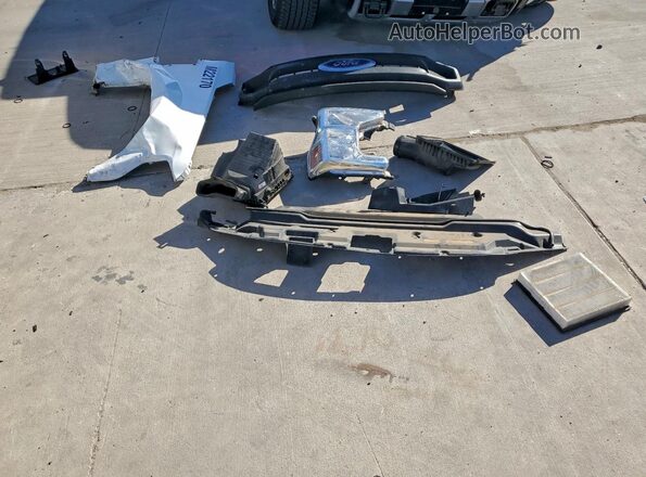 1FT7W2B63NEC67217 2022 FORD F250 Белый Вид подкапотного пространства