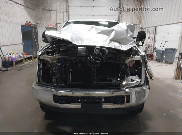 1FT7W2B68JEB96557 2018 FORD F-250 Серебряный Вид щитка приборов
