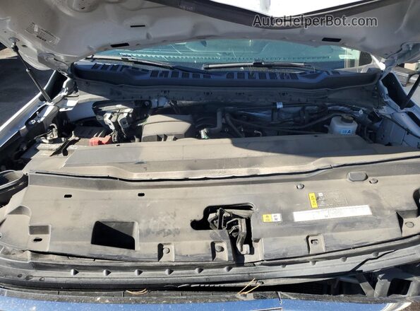 1FT7W2BN2REF95418 2024 FORD F250 White Widok wnętrza z tyłu