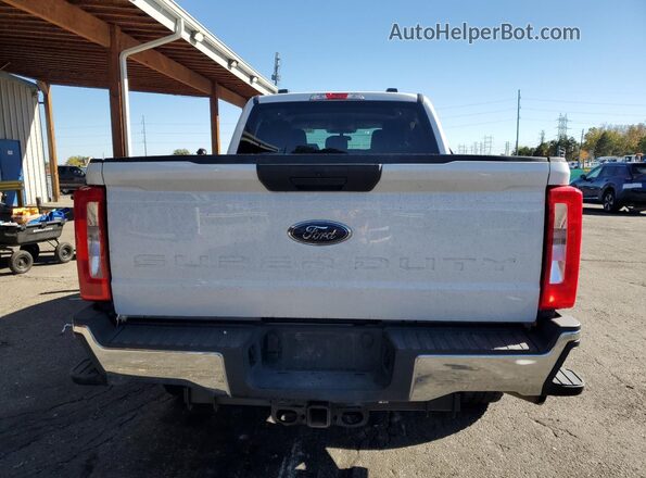 1FT7W2BN2REF95418 2024 FORD F250 White Widok z tyłu