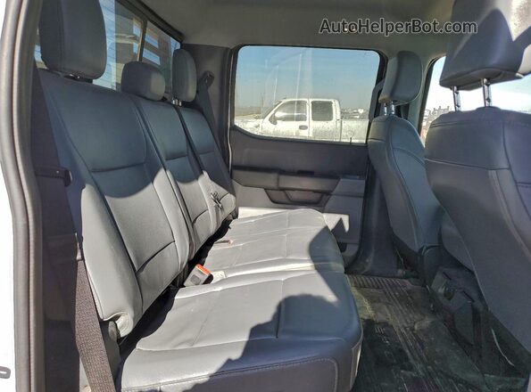 1FT7W2BT3SEC44960 2025 FORD F250 Белый Вид задних сидений
