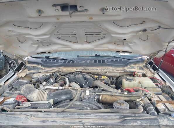 1FT7W2BT5KED10568 2019 FORD F-250 Серебряный Вид сзади