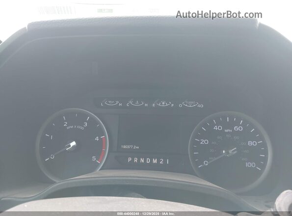 1FT7W2BT5KED10568 2019 FORD F-250 Серебряный Вид задних сидений