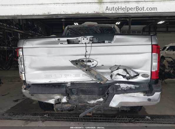 1FT7W2BT7JEB09804 2018 FORD F-250 Серебряный 