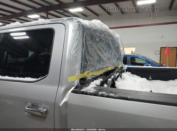 1FT7W2BT7JEB09804 2018 FORD F-250 Серебряный 