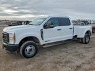 2024 Ford F350 Super Duty White vin: 1FT8W3DT2REF49982