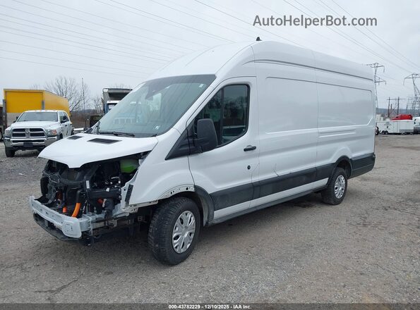 1FTBW3XK9PKA35537 2023 FORD E-TRANSIT-350 CARGO VAN White Przód lewy