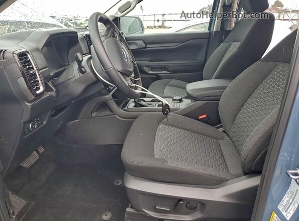 1FTER4HP7SLE05262 2025 FORD RANG Silver Widok wnętrza z przodu