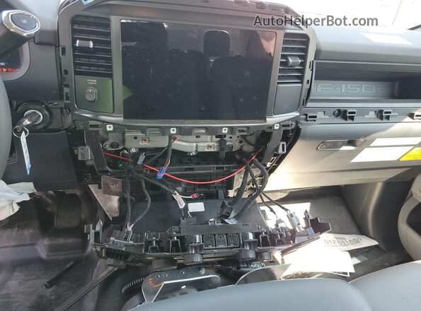 1FTFW1L57SKE36809 2025 FORD F150  Սալոնի հետևի տեսք
