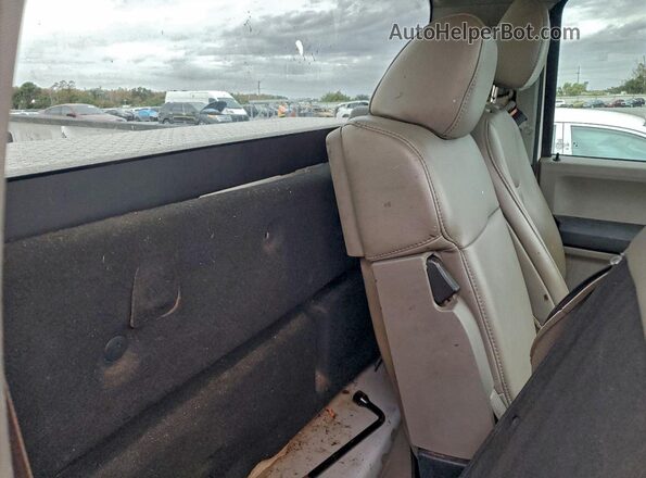 1FTMF1CP8LKD36860 2020 FORD F150 Белый Вид задних сидений