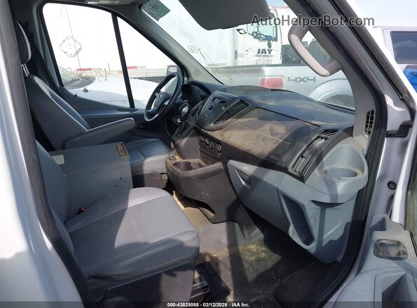 1FTYR1CM2HKB08553 2017 FORD TRANSIT-250 Белый Вид салона спереди