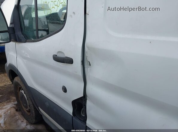 1FTYR1CM2HKB08553 2017 FORD TRANSIT-250 Белый Вид щитка приборов