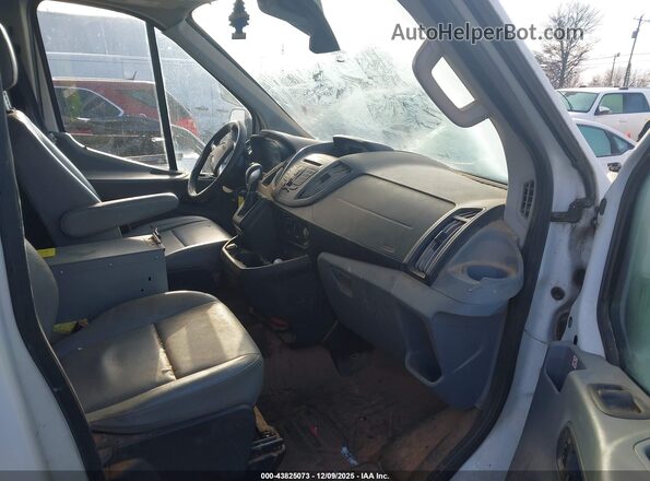 1FTYR1CM6JKA97112 2018 FORD TRANSIT-250 Белый Вид салона спереди