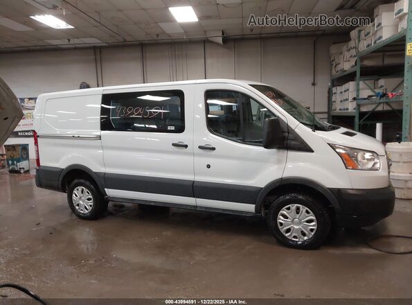 1FTYR1YMXJKA99342 2018 FORD TRANSIT-250 White Սալոնի 360 աստիճան տեսք