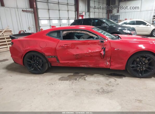 1G1FE1R71P0100063 2023 CHEVROLET CAMARO Красный Вид спереди