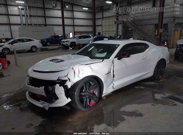 1G1FF1R76P0103117 2023 CHEVROLET CAMARO White Vista tres cuartos delantera izquierda