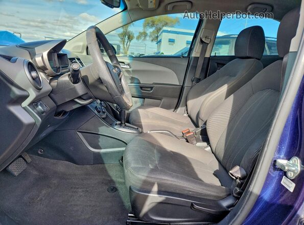 1G1JC5SH8G4154057 2016 CHEVROLET SONIC Blue Vista interior delantera