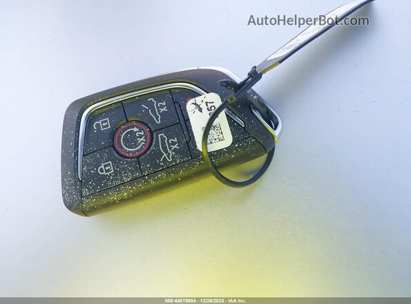 1G1YA3D40T5102638 2026 CHEVROLET CORVETTE White Vista del salpicadero