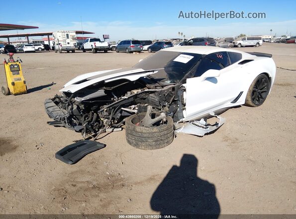 1G1YV2D77K5118570 2019 CHEVROLET CORVETTE White Вид спереду