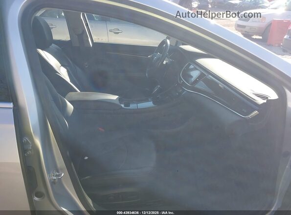 1G4ZP5SZ3KU129451 2019 BUICK LACROSSE Серебряный Вид салона спереди